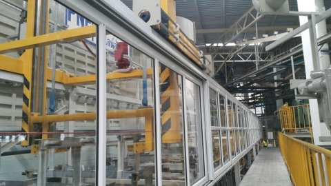 ติดตั้งไลน์ผลิตในโรงงาน