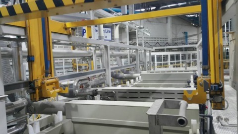 ติดตั้งไลน์ผลิตในโรงงาน